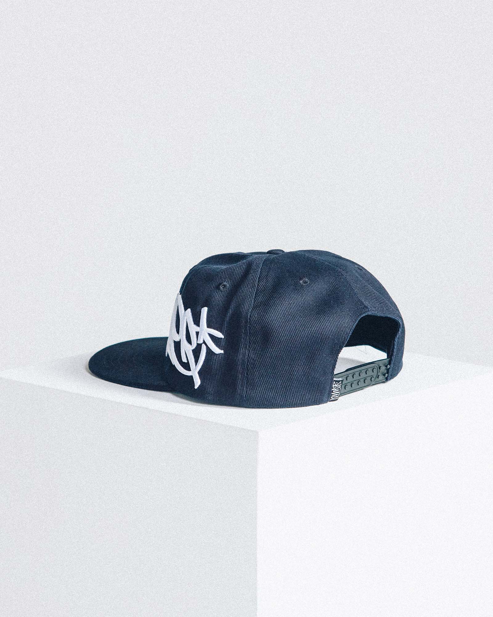 6-Panel Cap - Big Tag Script - Image 4