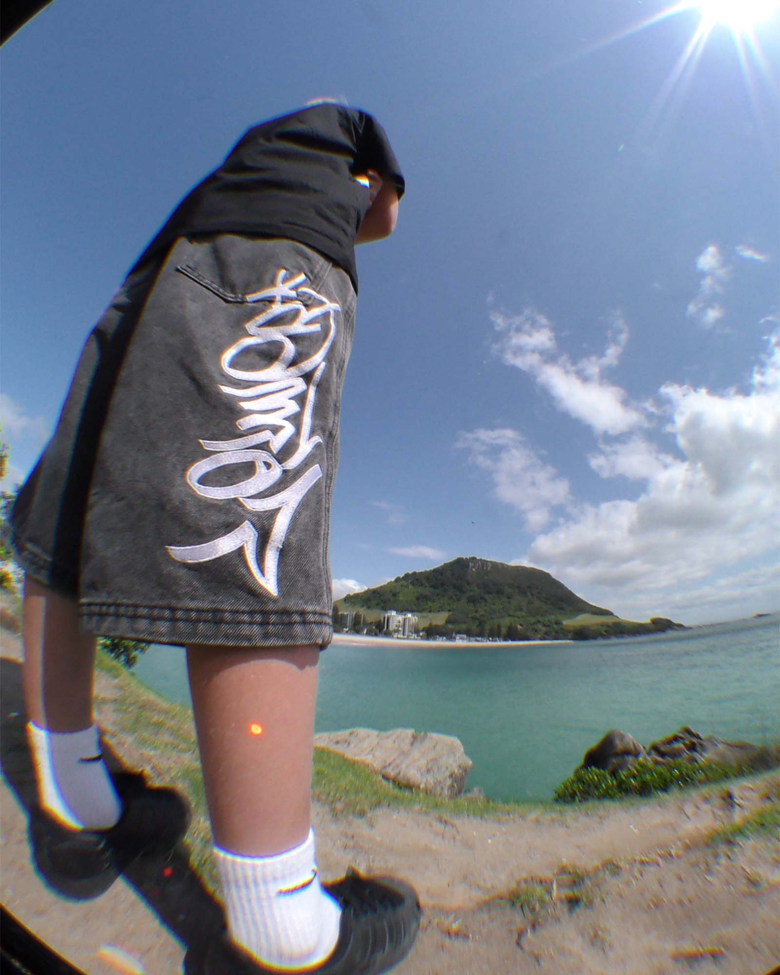 Baggy Denim Short - Big Tag Script - Image 3