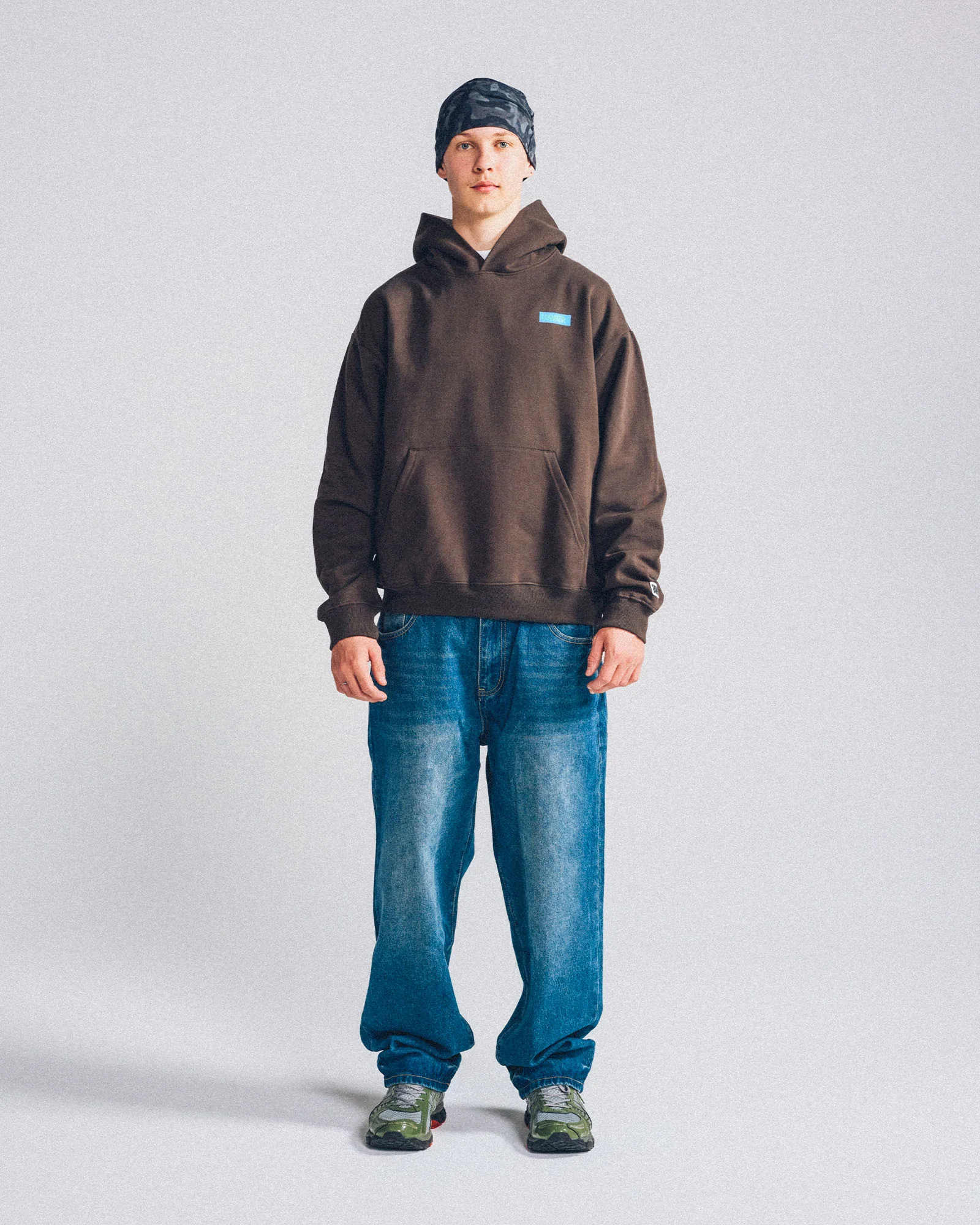 Billie Hood - Rave - Image 3