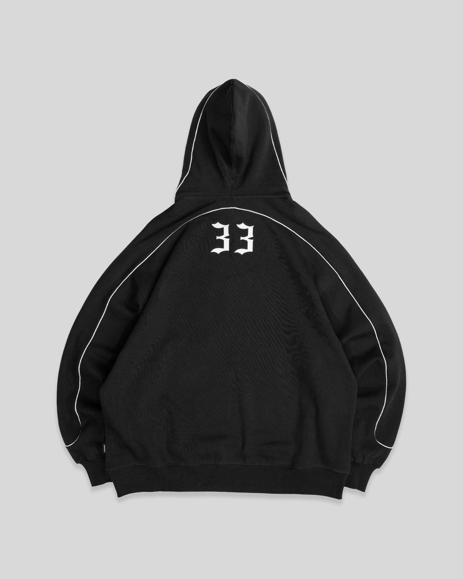Piping Hood - English - Image 5